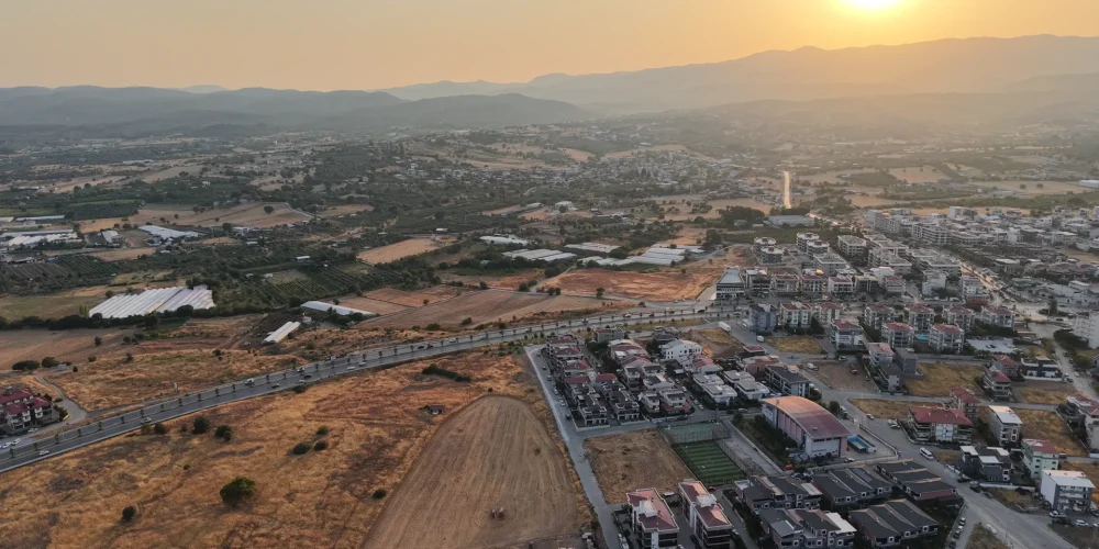 DJI_20250813192446_0048_D.MP4_20250923_121058.296